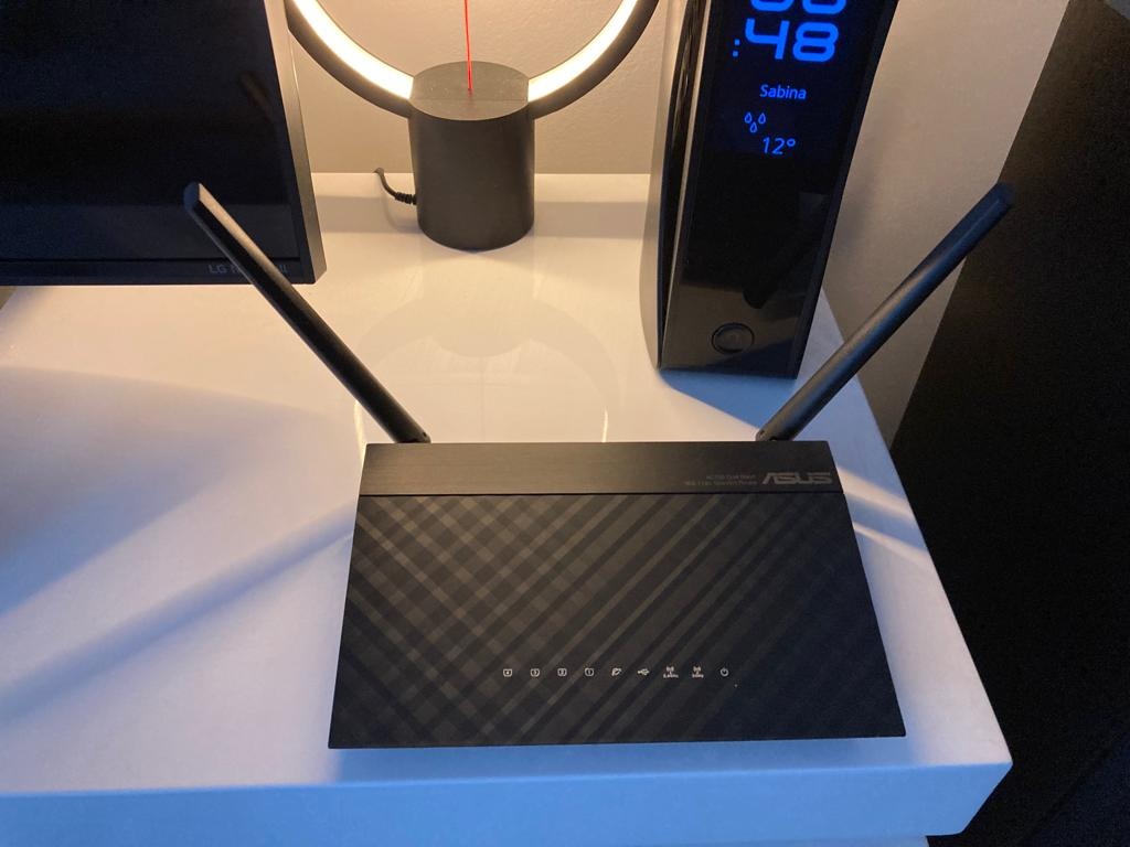 Router ASUS RT-AC52U B1 - 2