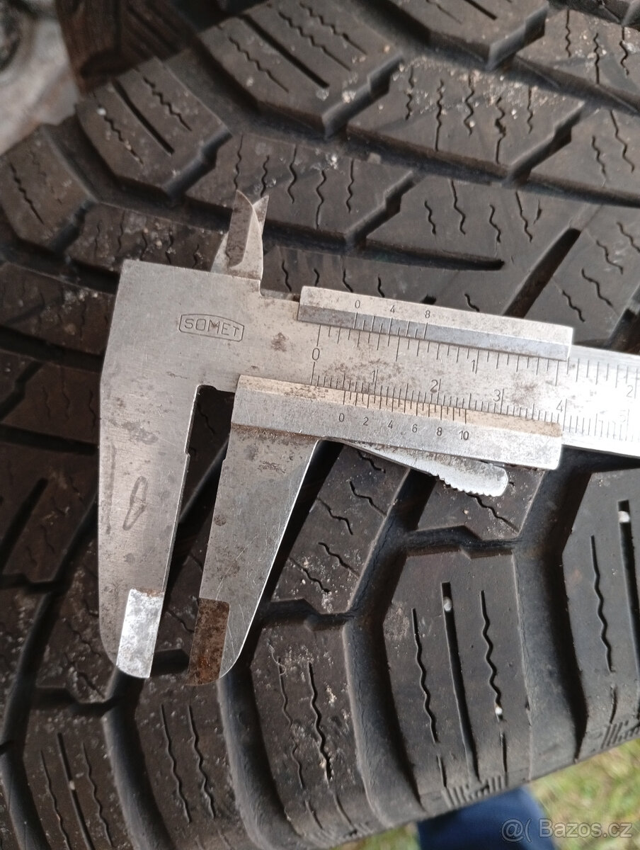 pneu continental 185/60R15 - 2