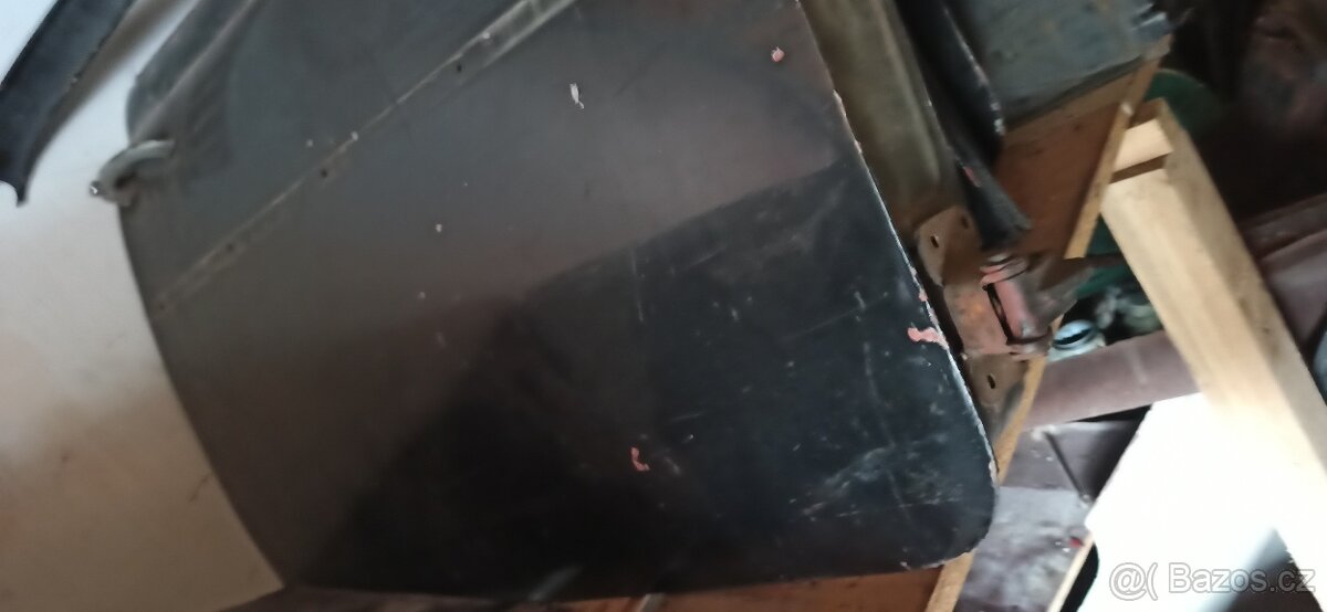 PRODÁM NA TATRA 603-3 DVEŘ - 2