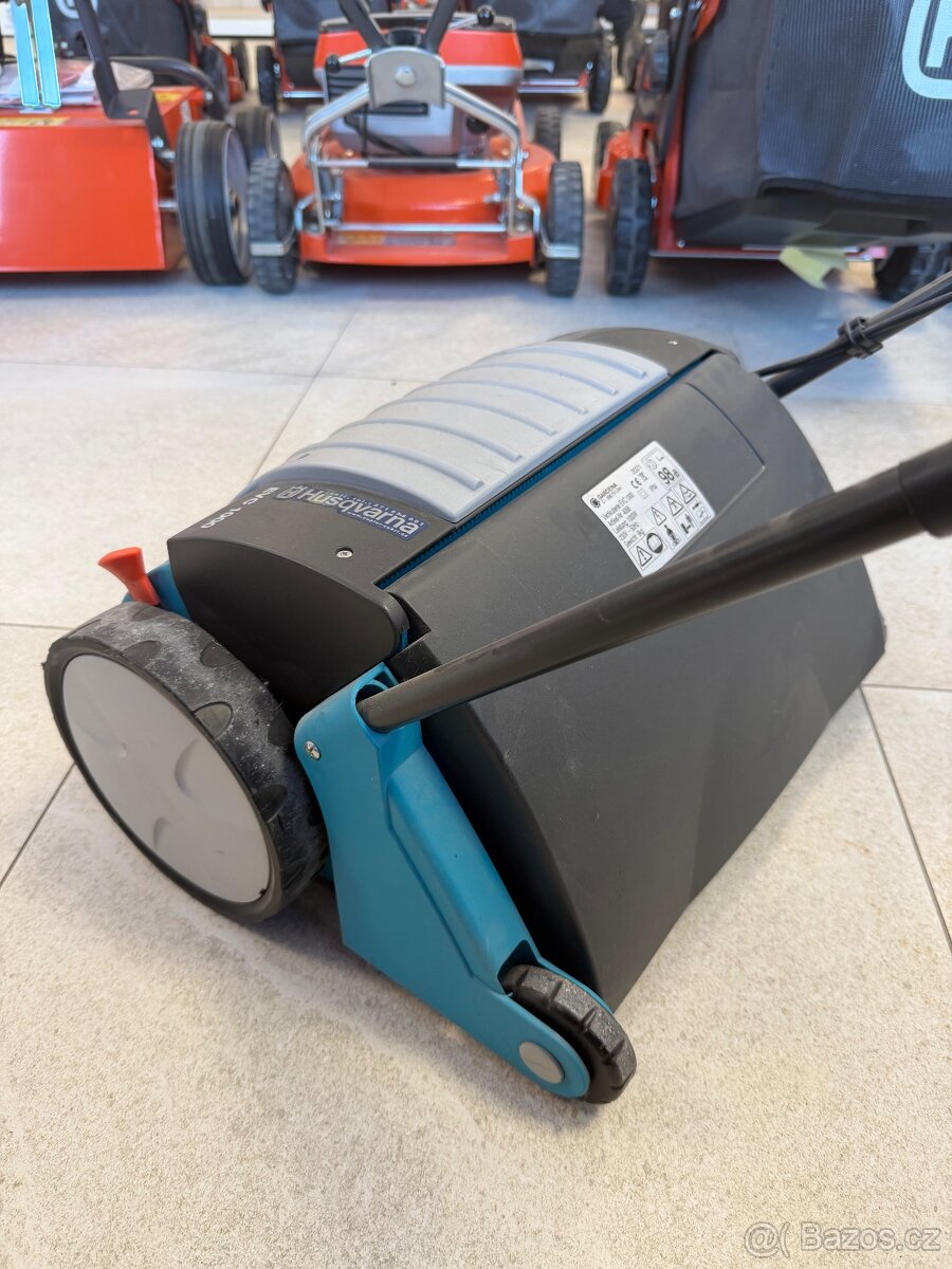 Vertikutátor Gardena EVC 1000 - 2