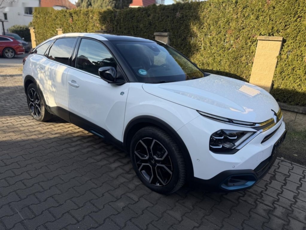 Citroën ë-C4,SHINE-MAX VÝBAVA-PANORAMA- - 2