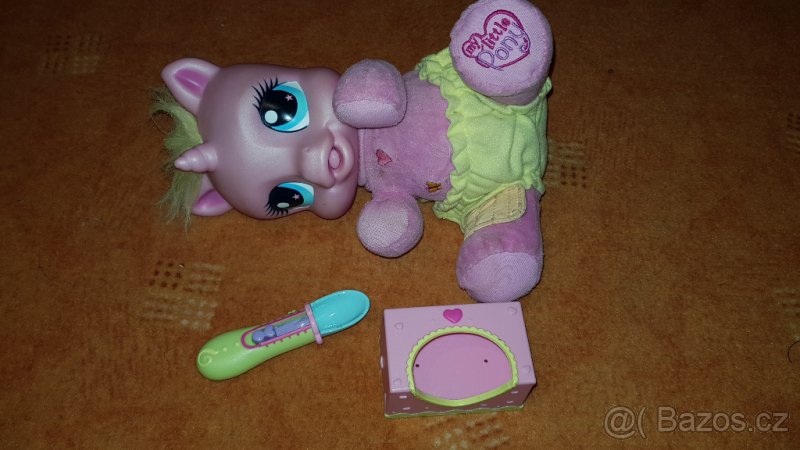 PRODAM STARSI HRACKY 1 - 2