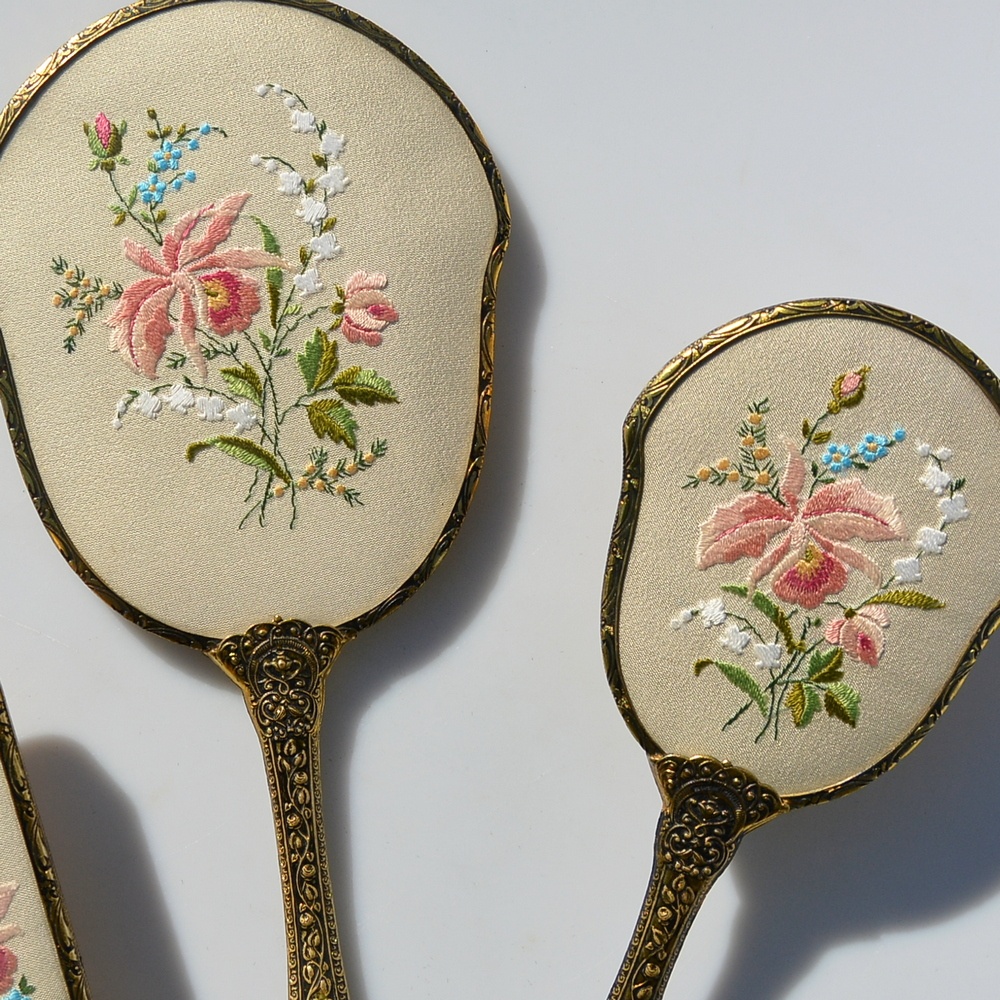 Vintage anglická sada na česanie - kefa na vlasy + zrkadlo + - 2