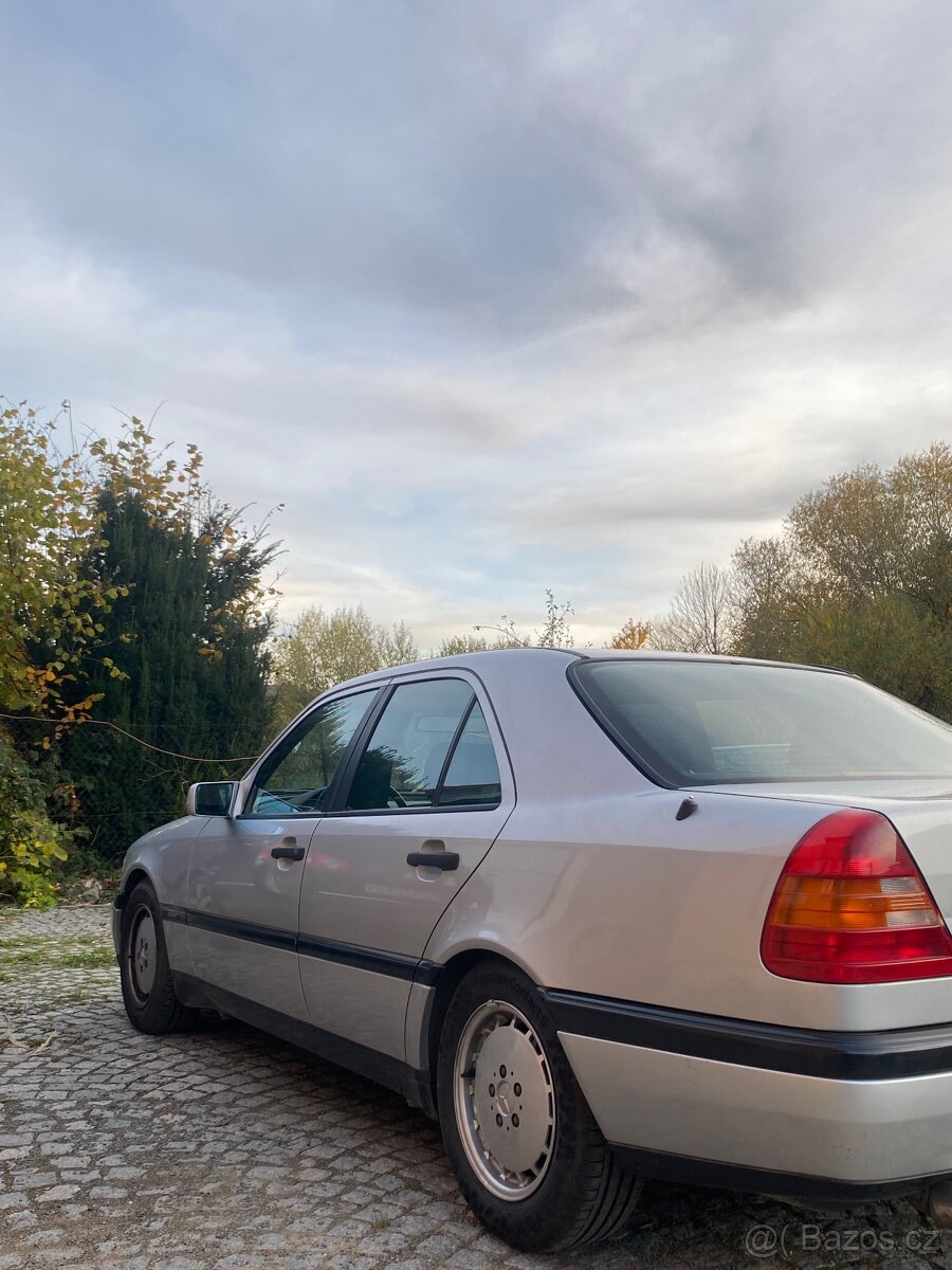 Mercedes-Benz W202 C180 - 2
