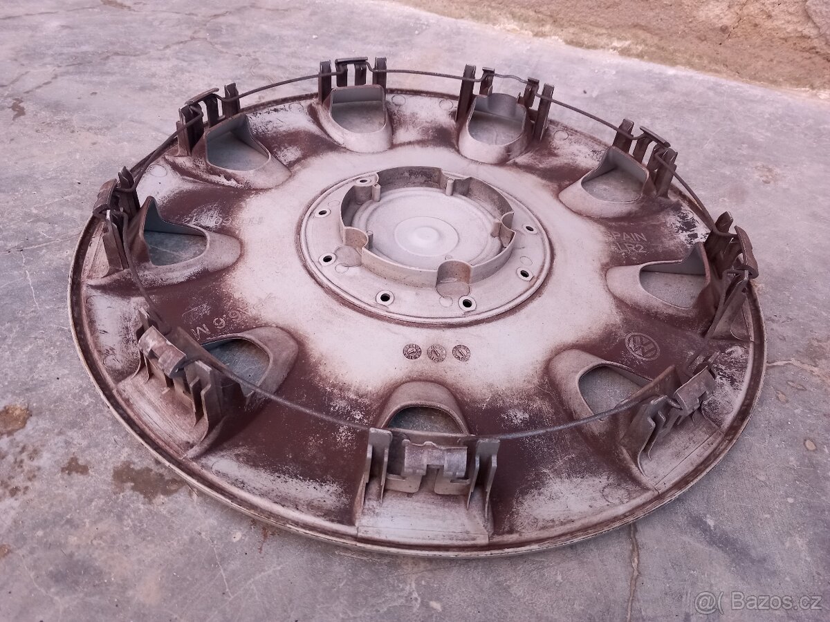 Poklice Vw, Sada 1T0 601 147 - 2