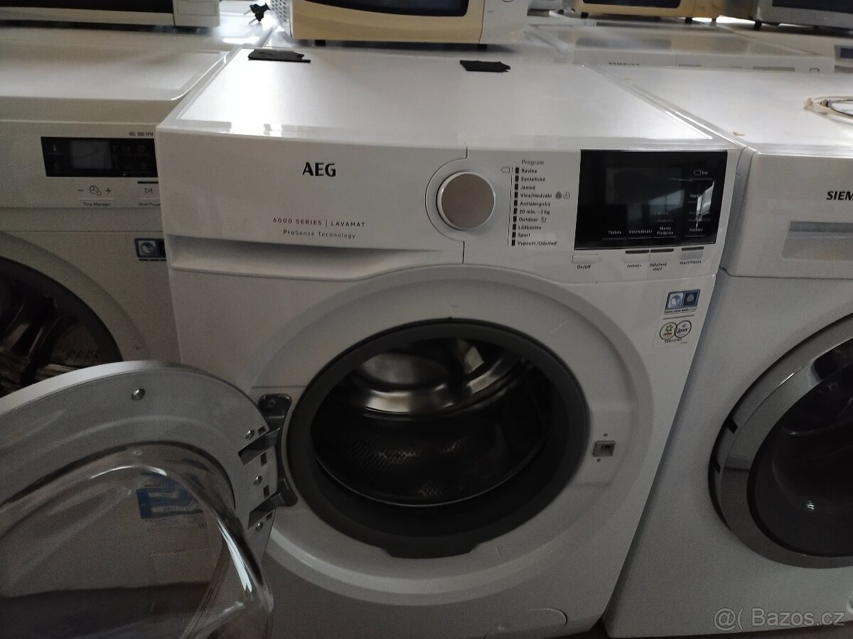 Prodám ZANOVNI digitální pračku značky AEG na 8 kg--DOVEZU-- - 2