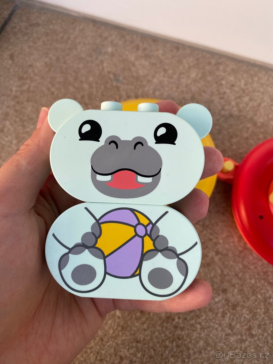 LEGO Duplo Legrace ve vaně Plovoucí vláček se zvířátky - 2