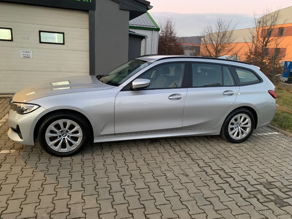 BMW 320d Touring 120kW r.v.2020 54 200 km DPH - 2