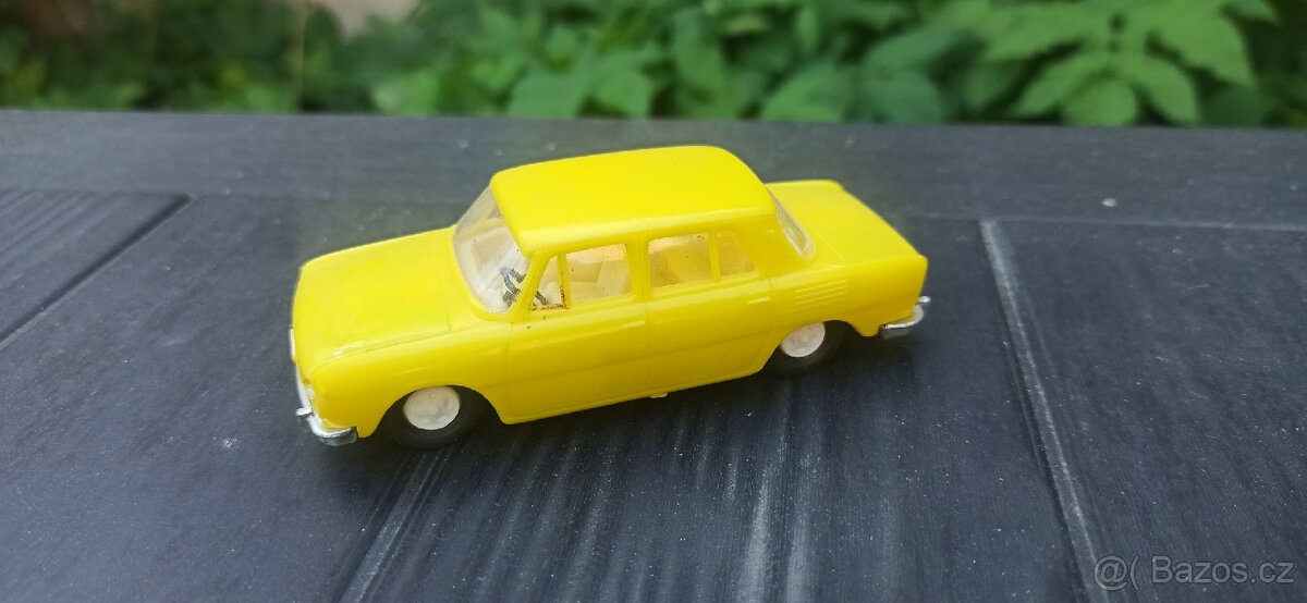 Škoda žlutá KDN Kaden - 2