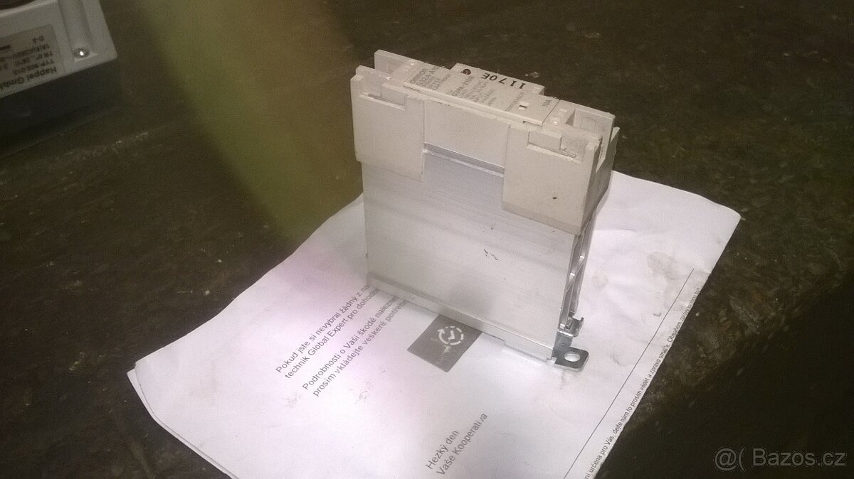 Prodám průmyslové relé Omron nové - 2