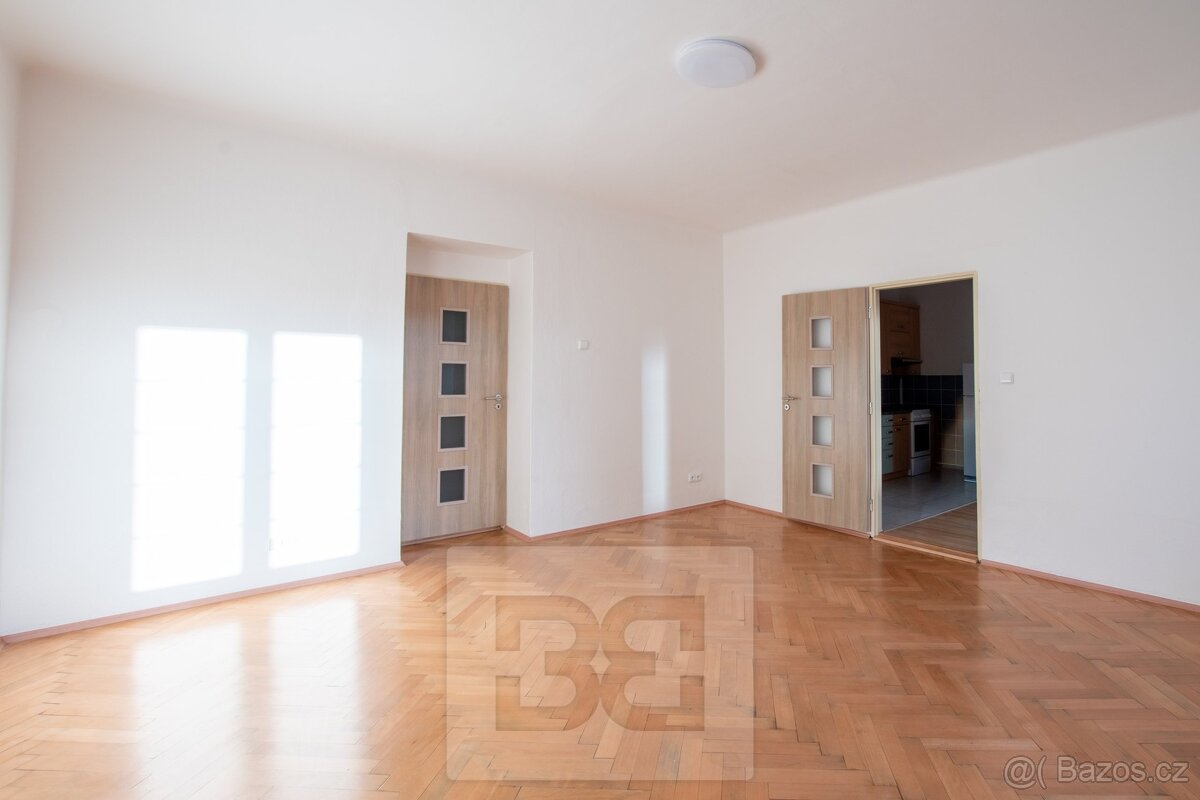 Pronájem bytu 2+kk 60 m², Praha - Libeň, ev.č. N08641 - 2