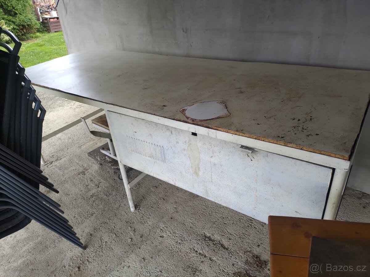 Pracovní stůl, ponk - 2