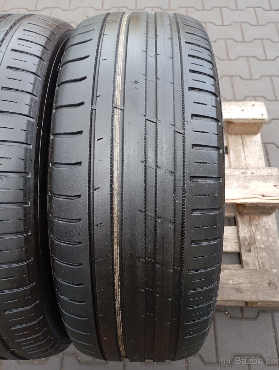 235/55/19 letní pneu nokian - 2