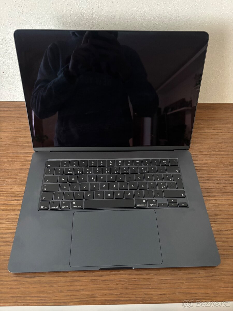 MacBook Air 15” M4 – 16GB / 256GB + USB-C hub - 2