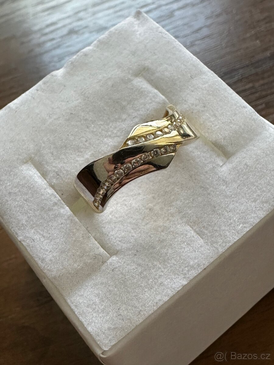 Zlatý dámský prsten - 2