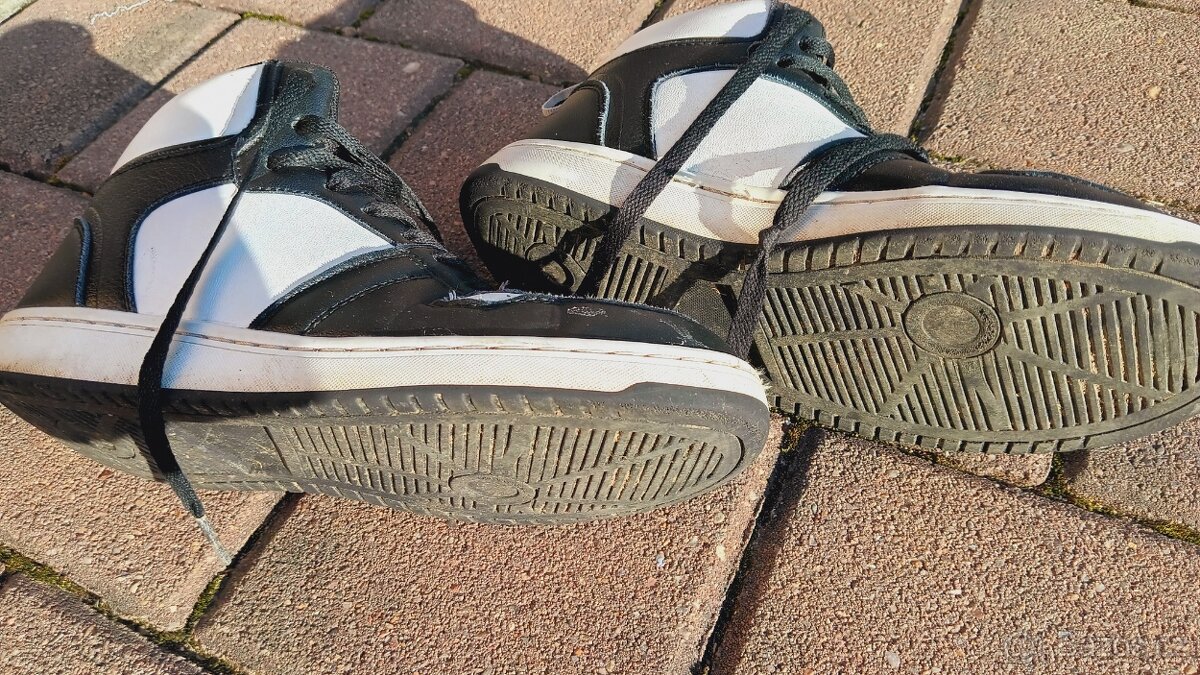 Kotníkové tenisky vel. 38 - 2