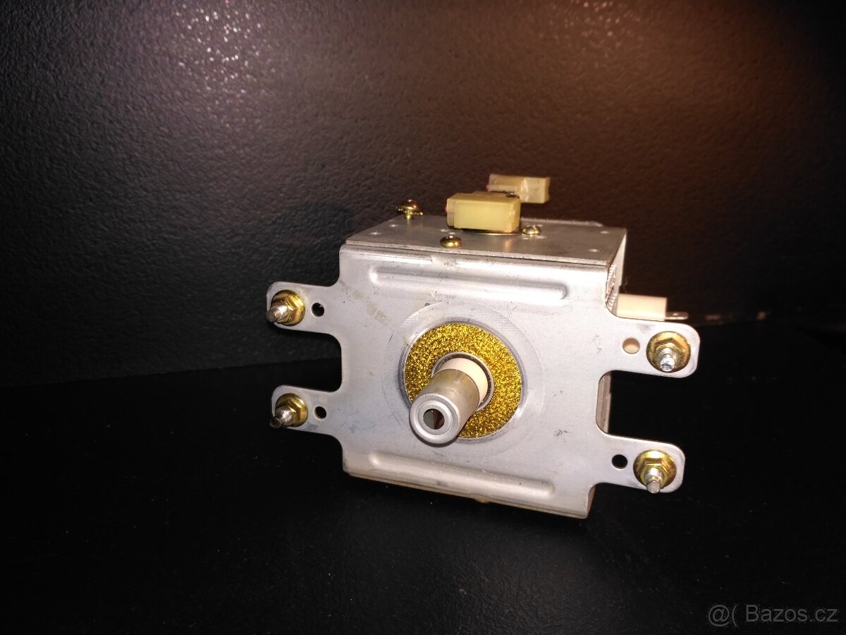 Magnetron a kondenzátor - 2