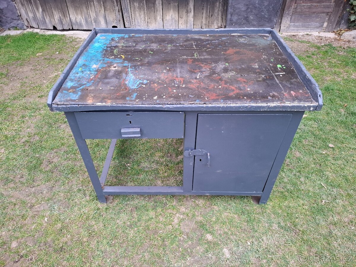 Dílenský stůl / ponk - 2