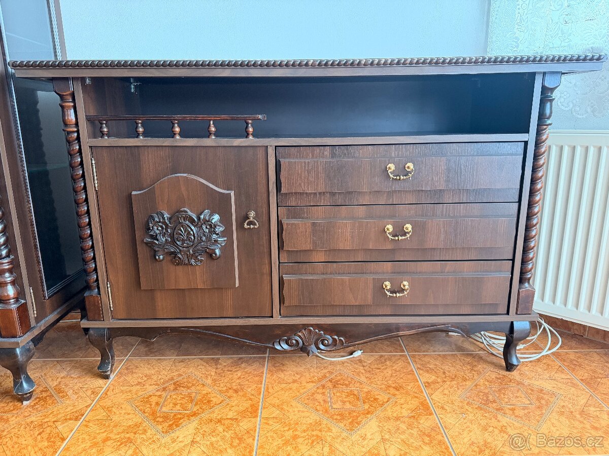 Kompletní starožitný set - 2