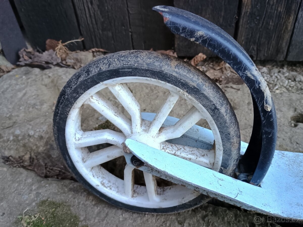 Koloběžka Stiga - 2