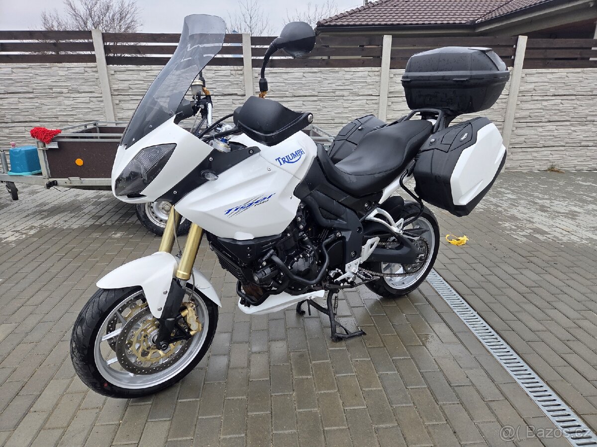 Triumph Tiger 1050 - 2