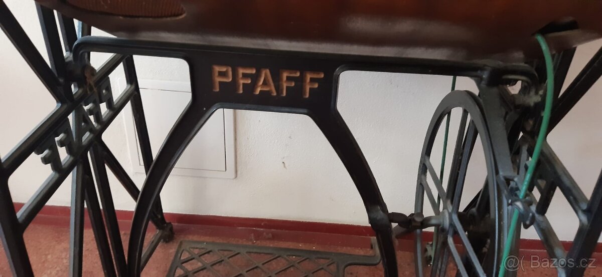 Šicí stroj PFAFF - 2