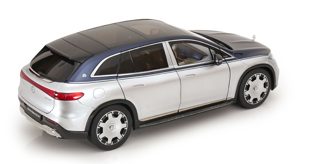 1:18 Mercedes Maybach EQS 680 SUV Z296 bluesilver NZG - 2