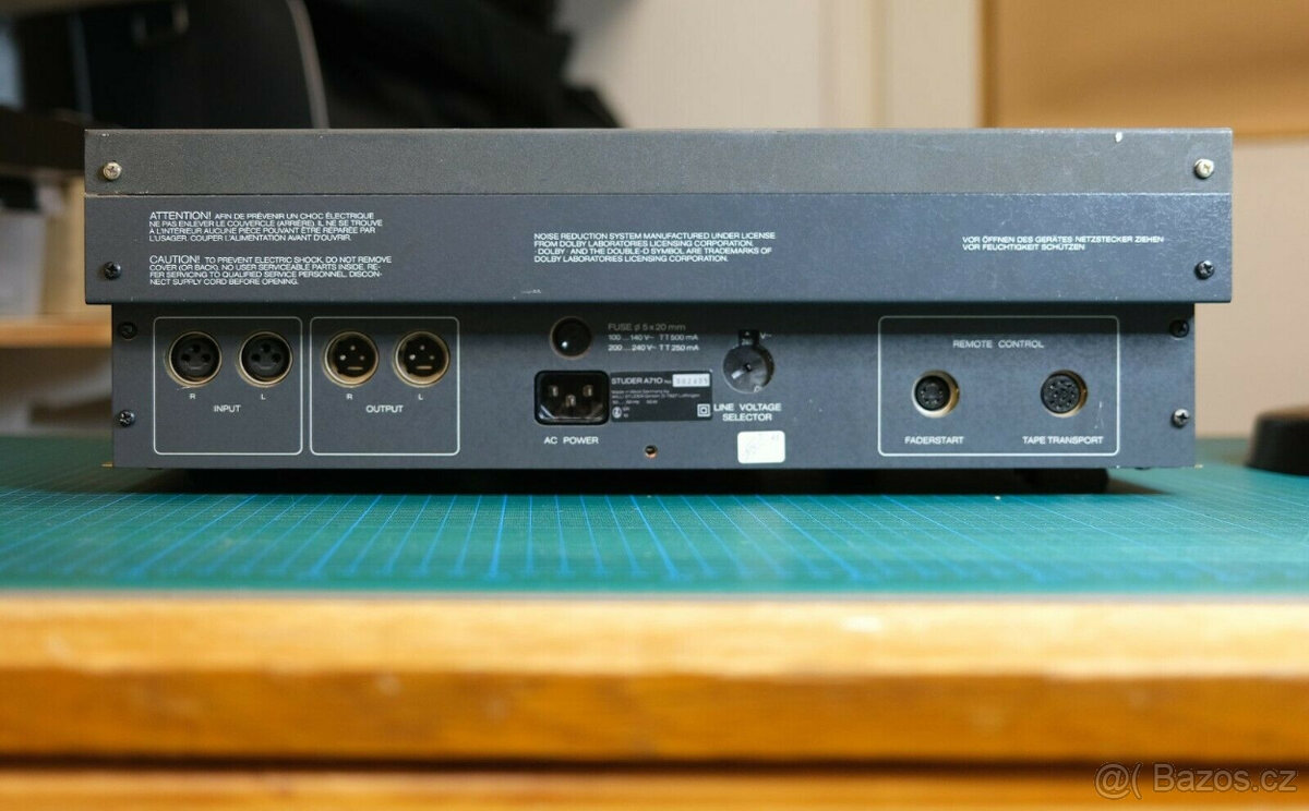 Kazetový magnetofon Studer A710 - 2