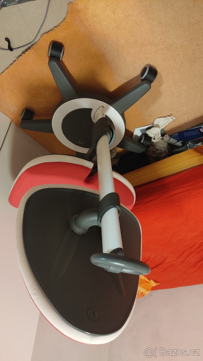 Rostoucí židle - 2