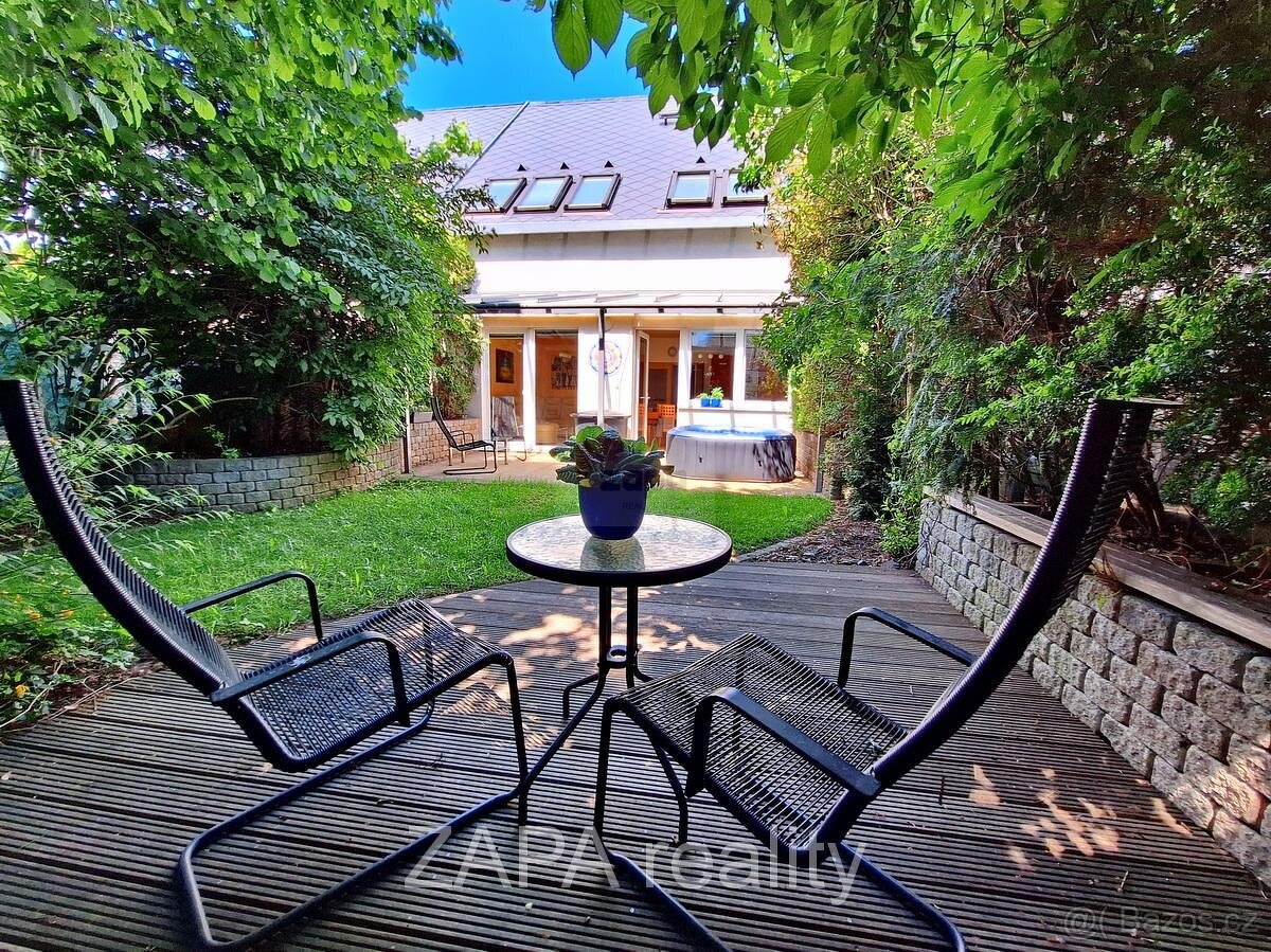 prodej řadového RD 5+kk 147m2 ul. Pod Nouzovem Praha 9 Kbel - 2