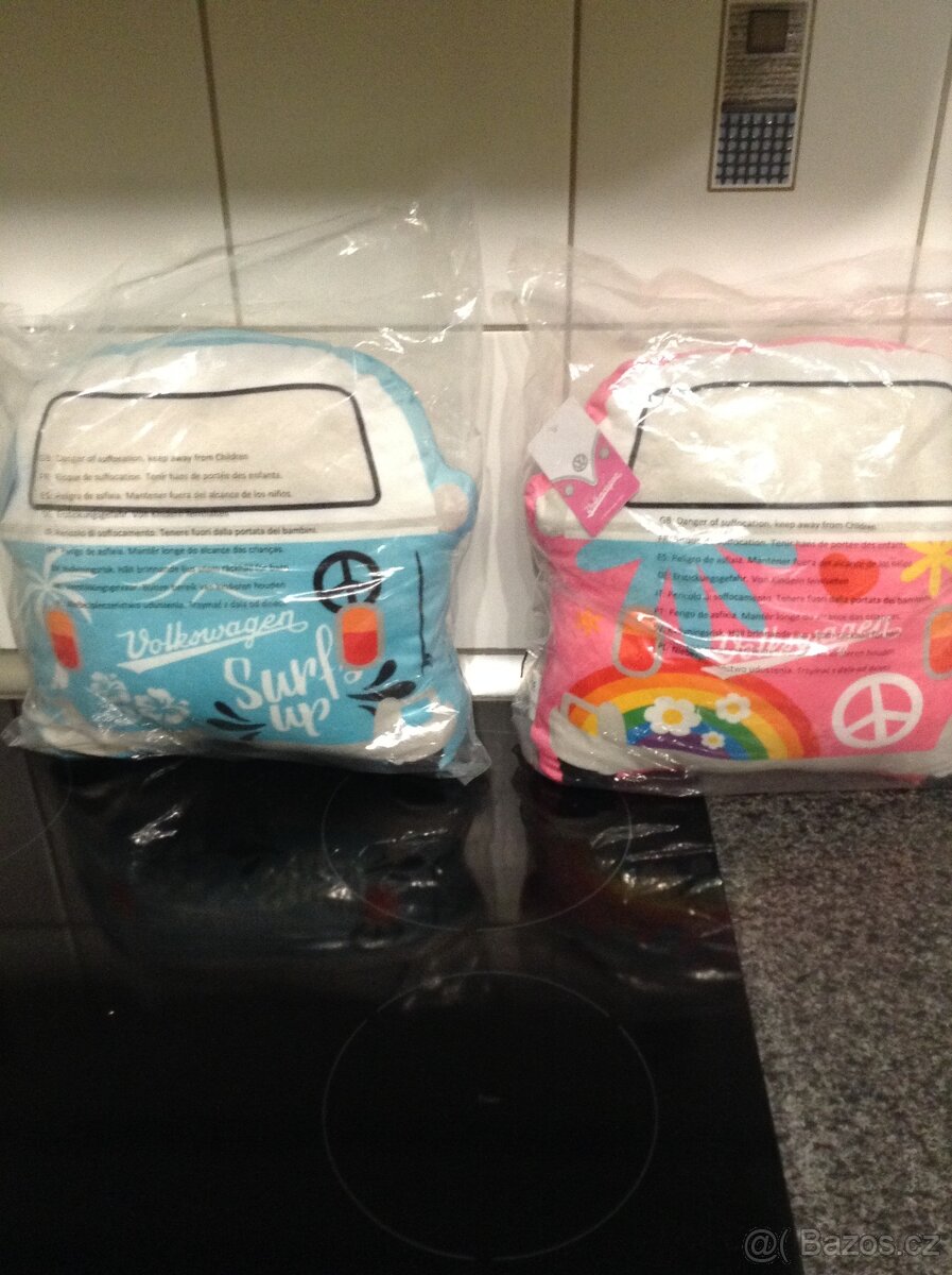 prodám polštářky WV 2 kusy - 2