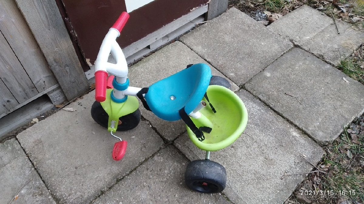 Šlapací tříkolka - 2