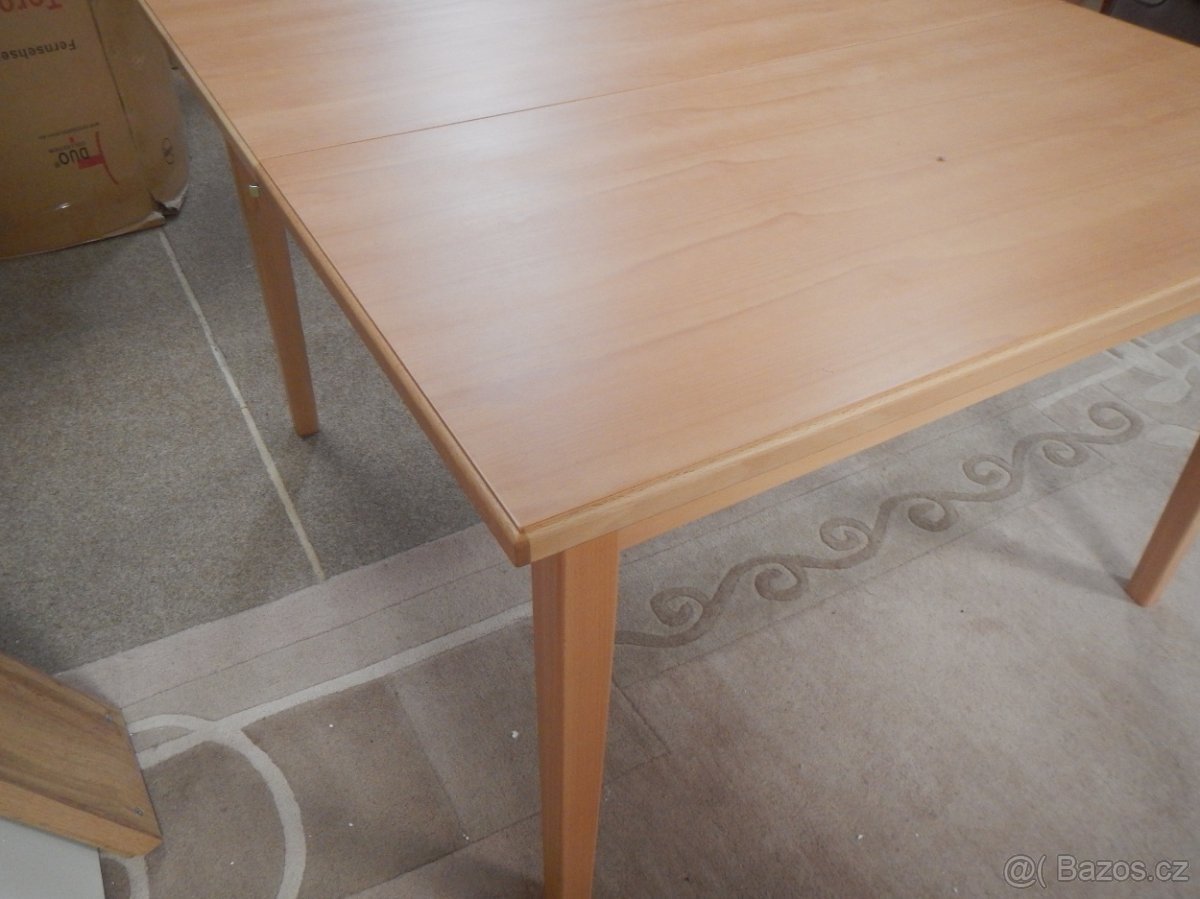 Jídelní stůl R1547 - 2