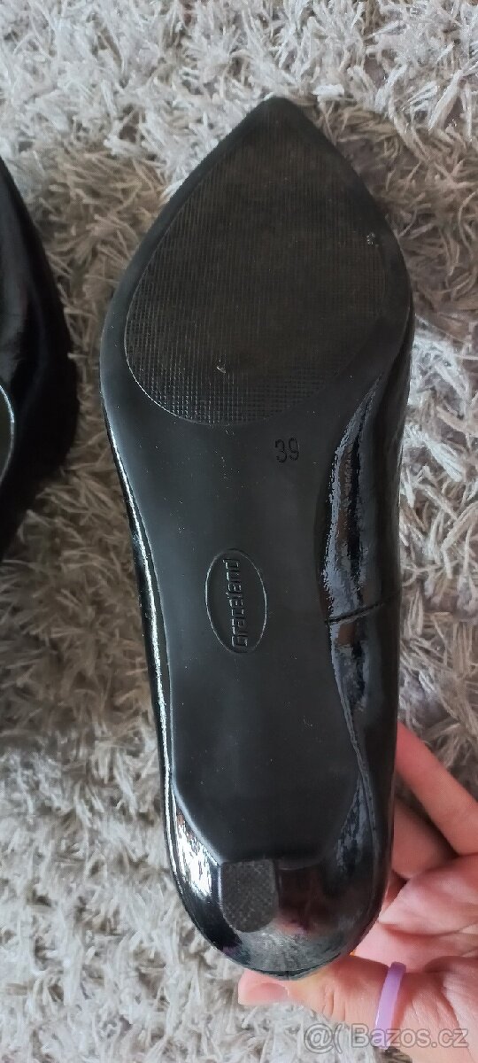 Černé lodičky, v. 39, NOVÉ - 2