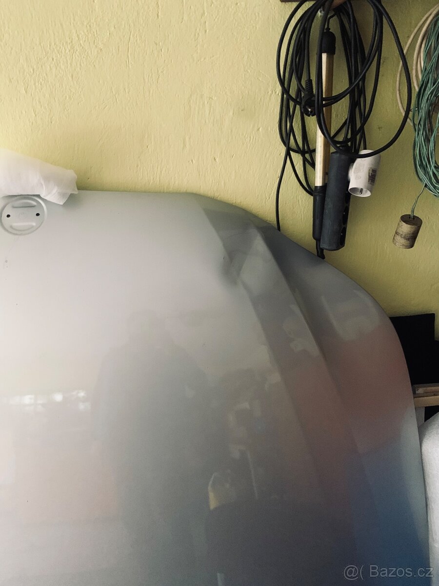 Kapota BMW e61 lci - 2