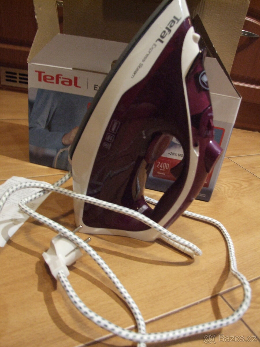 nová žehlička Tefal - 2