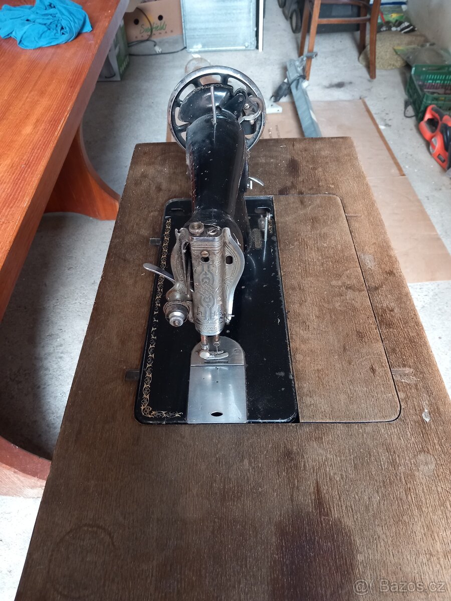Šicí stroj Singer - 2