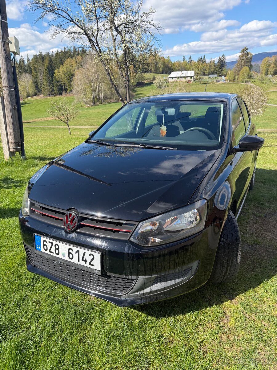 Volkswagen Polo - 2