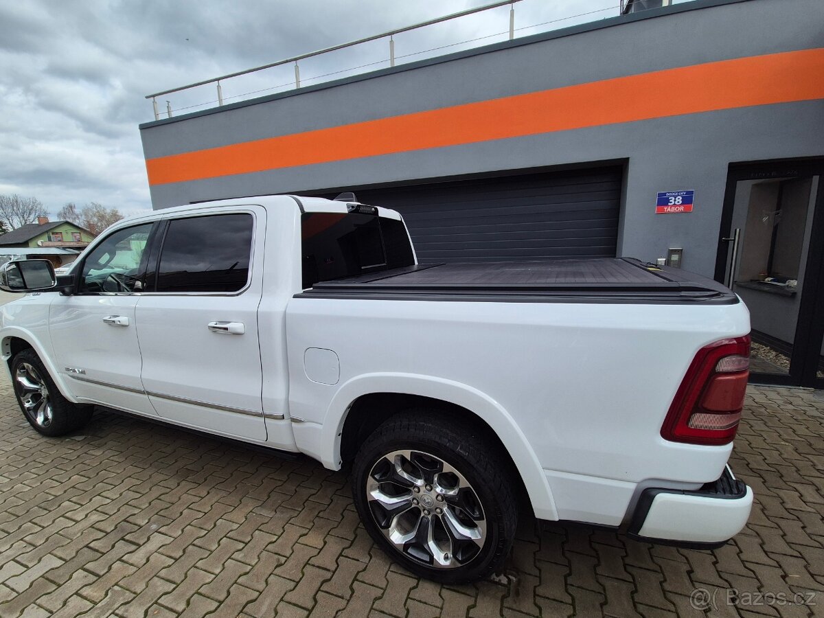 DODGE RAM 1500 LIMITED 2022 5,7 HEMI -DPH NOVA CENA - 2
