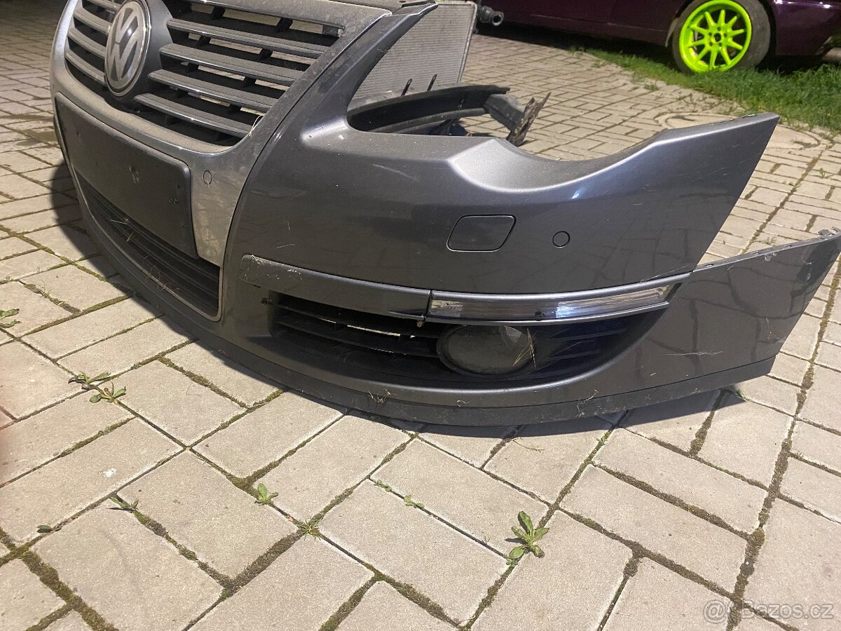Přední nárazník vw passat b6 - 2