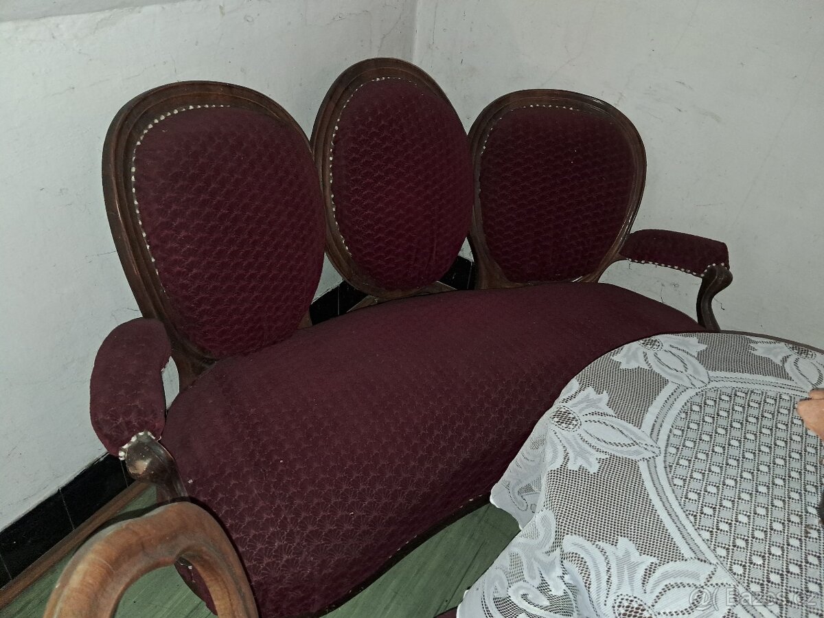 Starožitný nábytek k renovaci - 2