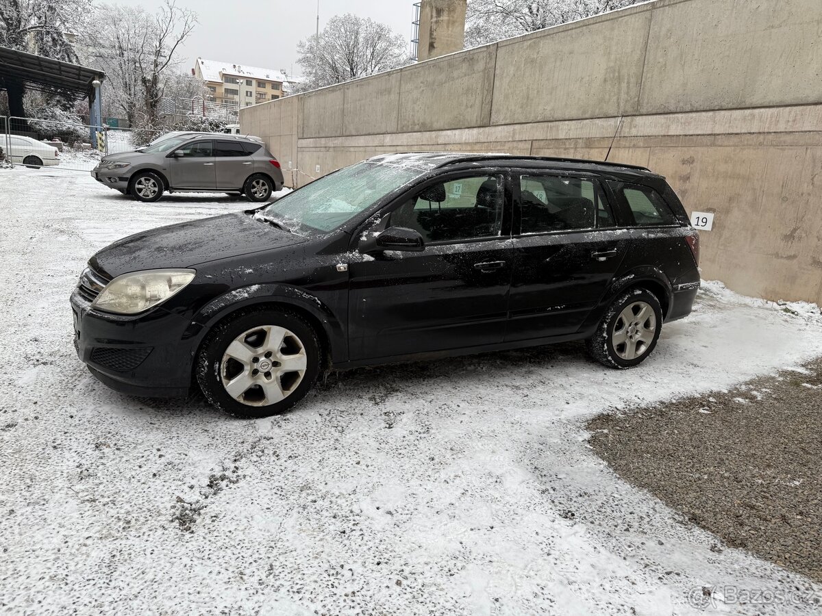 Opel Astra 1.9 crdi automat - 2