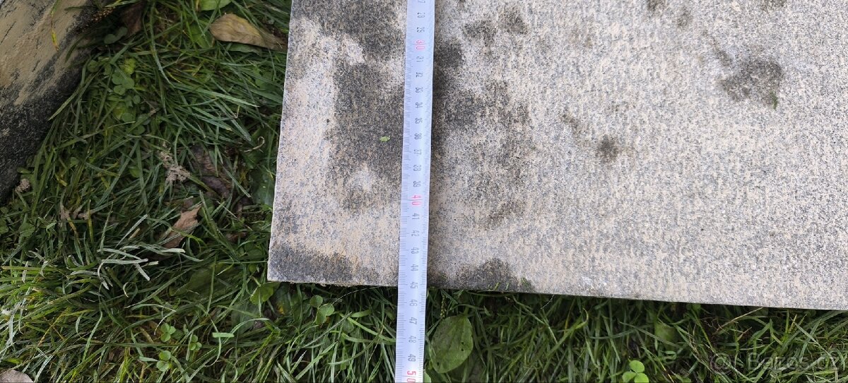 Žulová deska, náhrobní kámen - 2