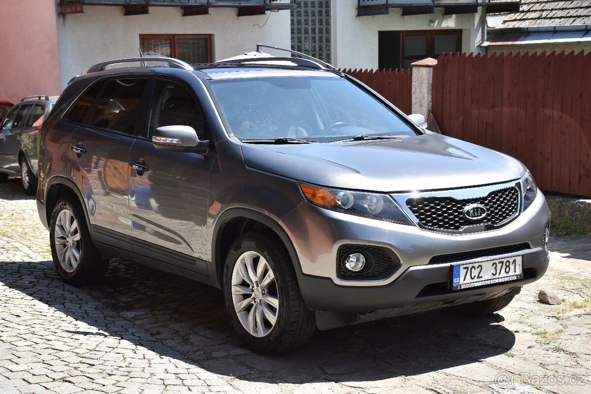 Kia Sorento 2.2 CRDI 145kw automat 4x4 7míst 2012 - 2