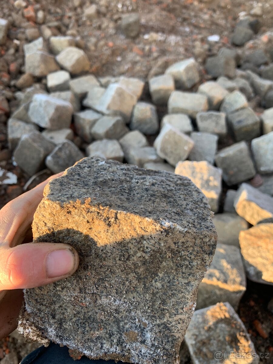 Žulové kostky 10/10 - 2