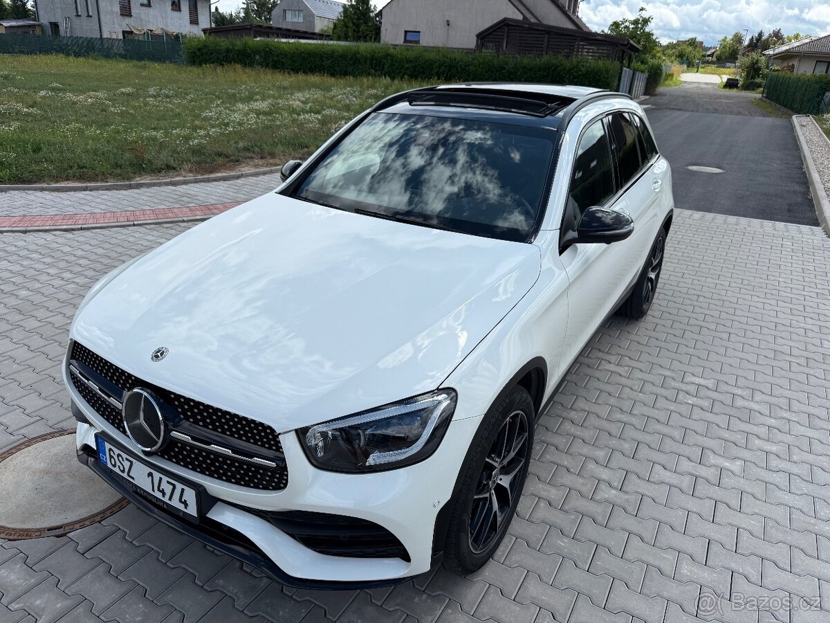 GLC 400d 4-MATIC 243kw,2020,AMG,68.000km,TOTÁLNÍ VYBAVA - 2