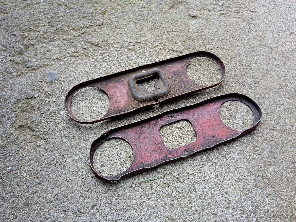 Plech pod masku Jawa 550 a 555 Pařez - 2