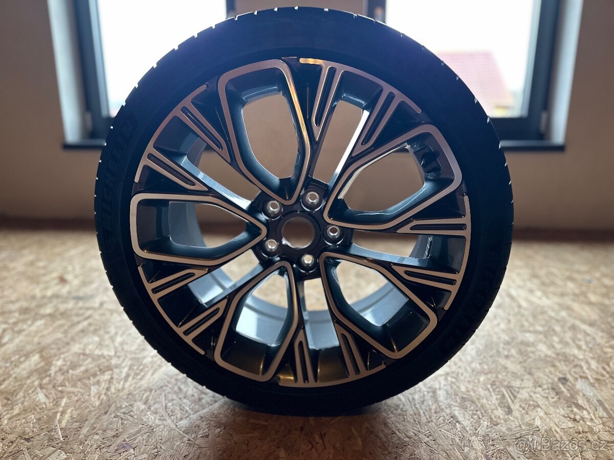 Originál kola Kia Stinger - 2