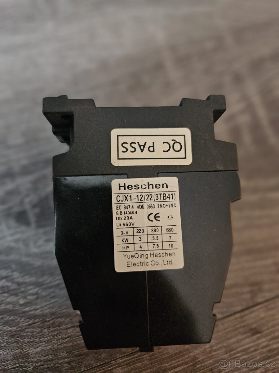 Nový třífázový stykač značky Heschen - 2
