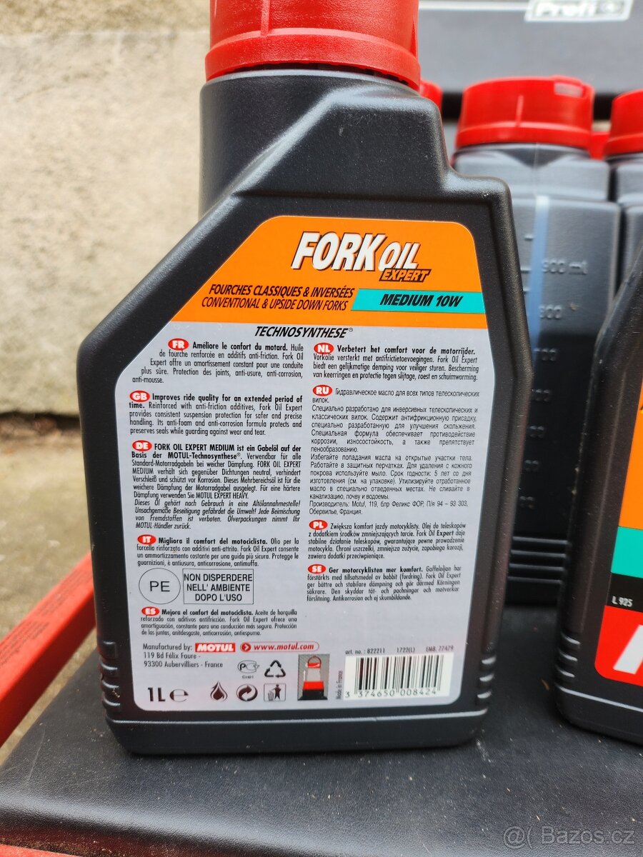 Motul fork oil medium expert 10W - 2